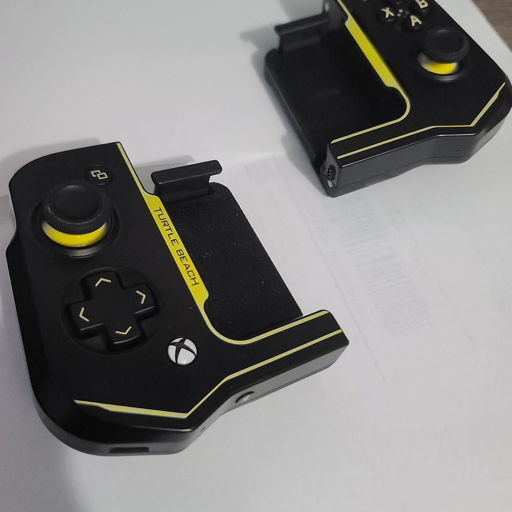 Turtle Beach Black and Yellow Mobile Gaming Controller